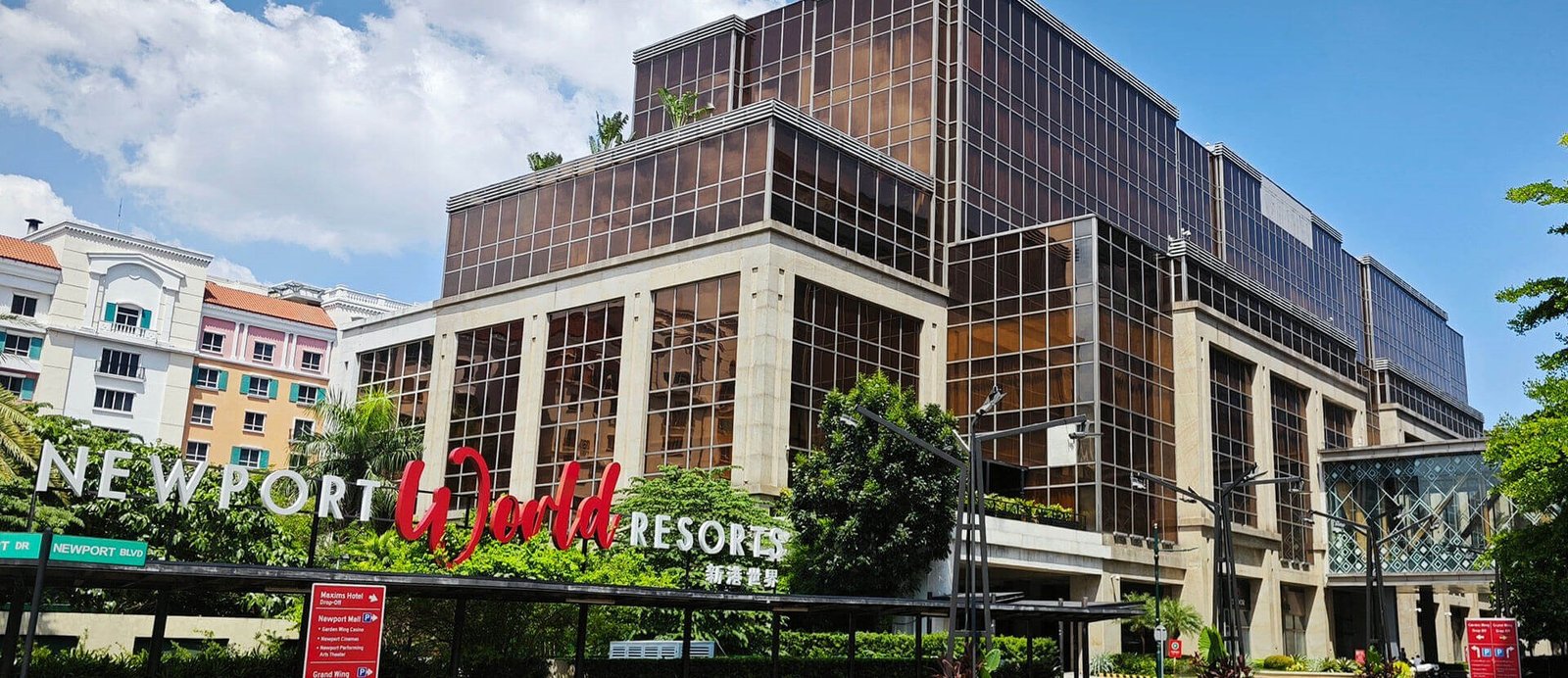 Newport World Resorts (formerly Resorts World Manila)